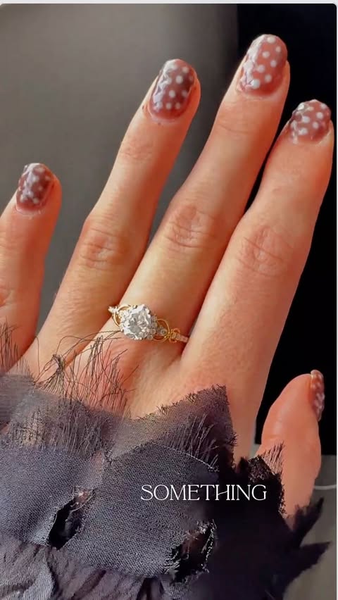 Instagram post by @olena_liadryk_ for Mollyjewelryus. Caption reads: [...] wear — this pear-cut ring from....