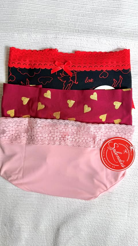 Instagram post by @jayqfields for Splendies. Caption reads: #gifted Starting the year of right with @splendies....