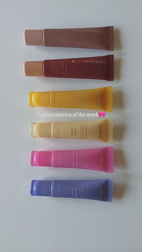 Instagram post by @armadiodisabry for OLEHENRIKSEN. Caption reads: [...] 𝗼𝗳 𝘁𝗵𝗲 𝘄𝗲𝗲𝗸💄

Happy Lipcare....