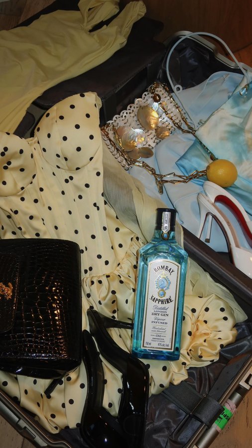 Instagram post by @lyamariella for Bombay Sapphire. Caption reads: Prepping for E1 Miami the right way with a Bombay....