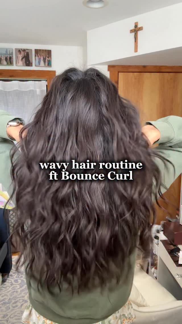 Instagram post by @sabrinawithlove_ for BounceCurl. Caption reads: Wash days look good with @bouncecurl 😍

Products....