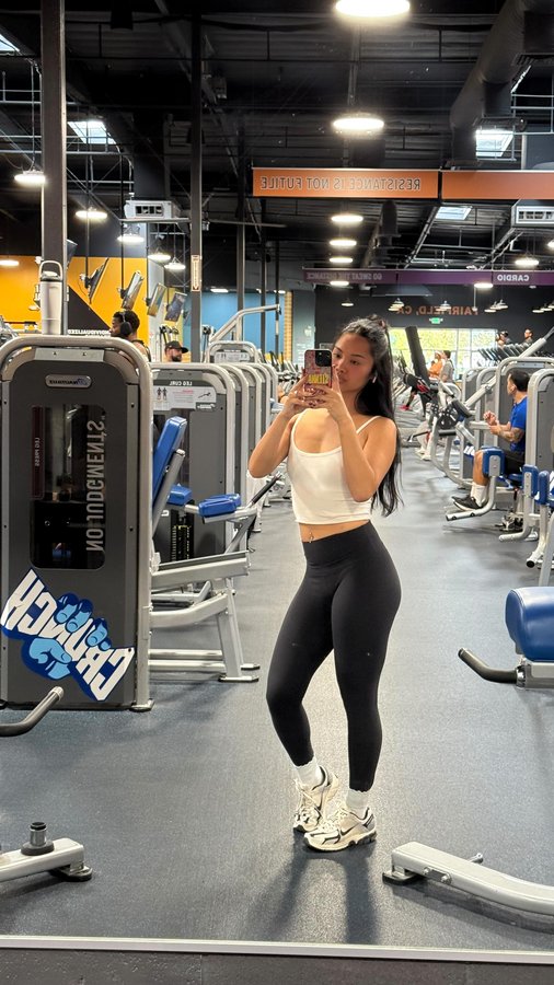 Instagram post by @eatwithsie for LEWKIN. Caption reads: Soooo excited to use all of these products 🤭🫧....