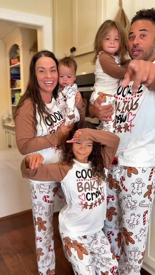 Instagram post by @perfectlykelsey for PatPat. Caption reads: Christmas Matching Family Pajamas! Use: Kelsey16....