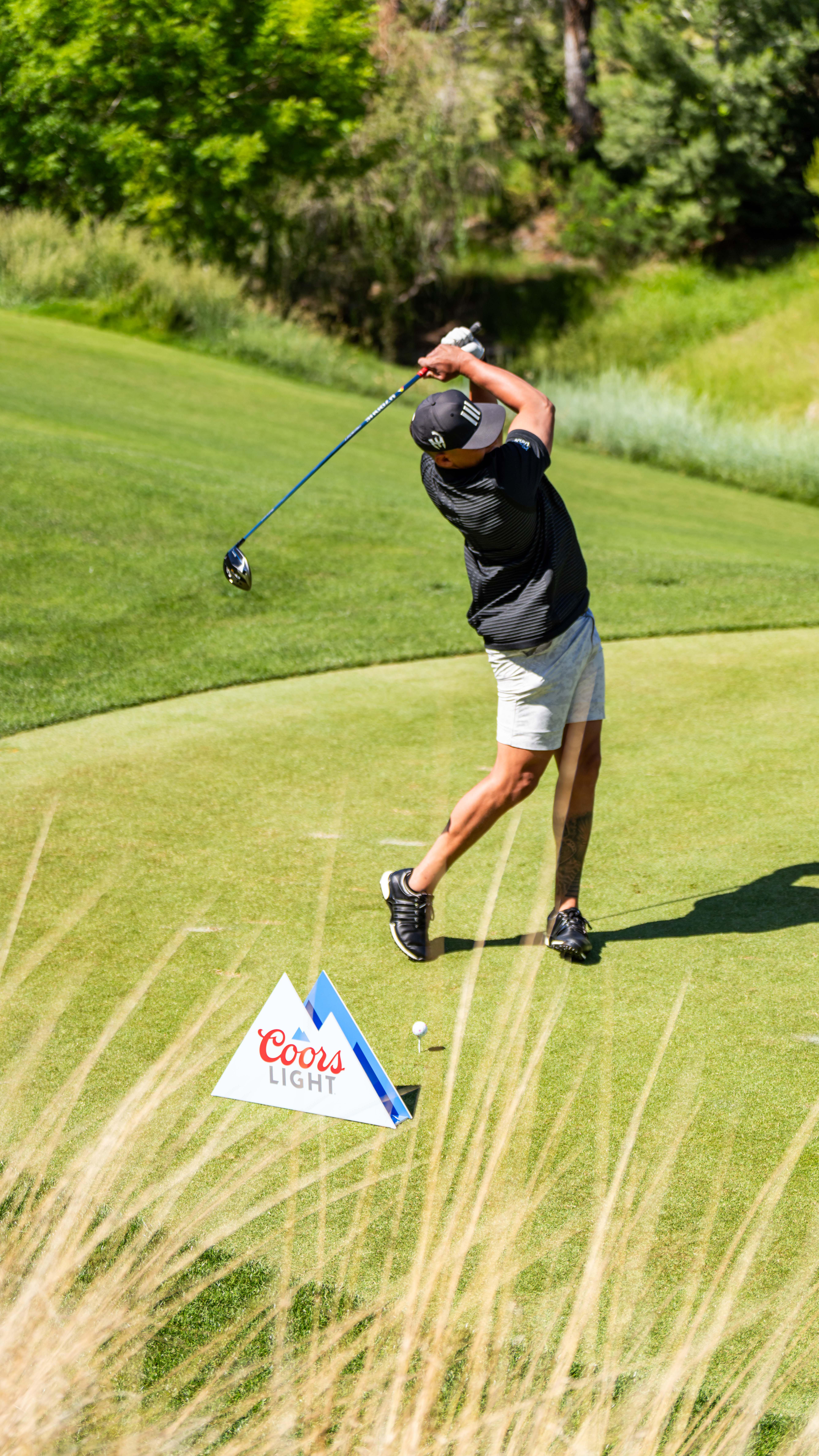 Instagram post by @patrickmahomes for Coors Light. Caption reads: [...] Vegas Golf Classic presented by @coorslight.....