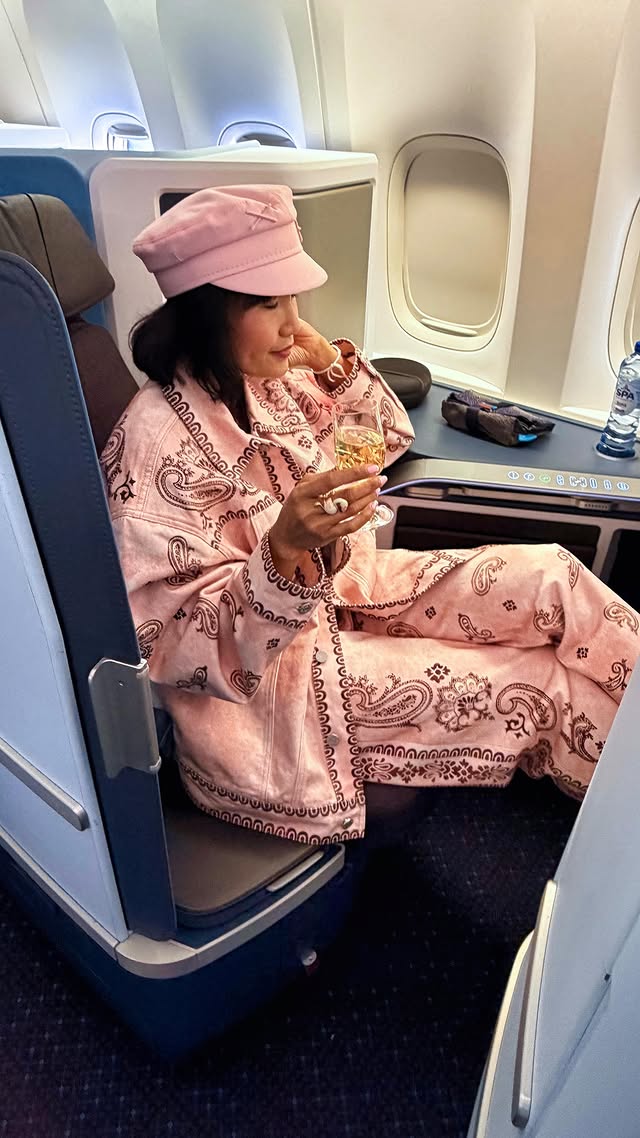 Instagram post by @nanphanitajacob for KLM Royal Dutch Airlines. Caption reads: Ever get the chance to upgrade for a long flight....