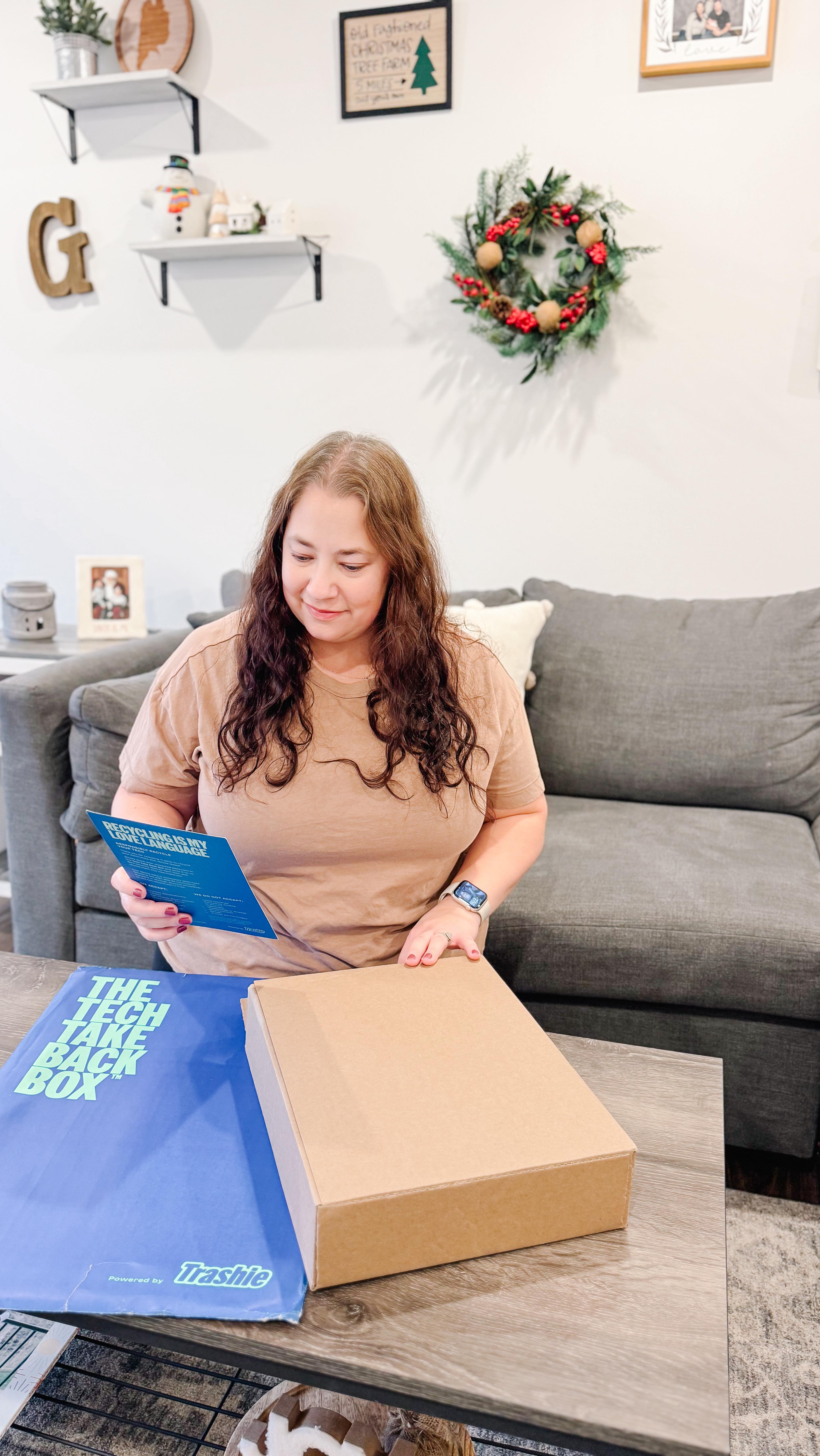 Instagram post by @gall_adventures for Trashie. Caption reads: It would not be the holiday season if you didn’t....