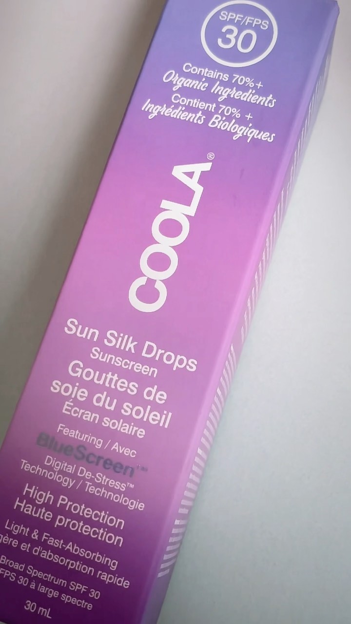 Instagram post by @chronicbeautylover for Coola. Caption reads: 𝓗𝓪𝓹𝓹𝔂 T҈e҈x҈t҈u҈r҈e҈  𝓣𝓾𝓮𝓼𝓭𝓪𝔂....