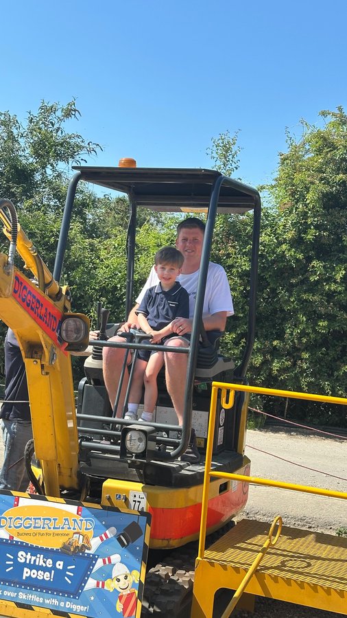 Instagram post by @_allthingsyouldonhelm_ for Diggerland. Caption reads: [...] big smiles, and even bigger diggers!....