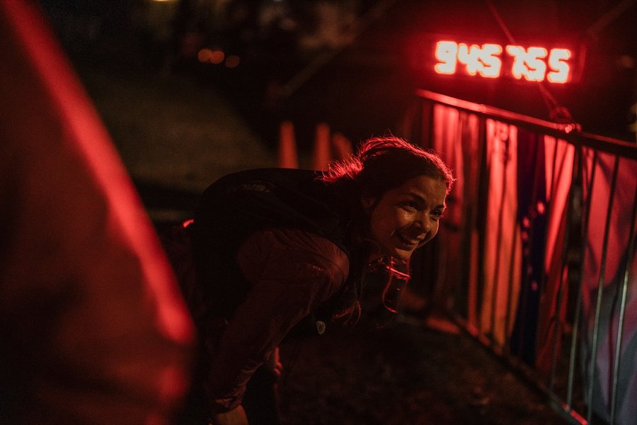 Instagram post by @sarahperry19917 for Suunto. Caption reads: 95 hours. 637 km. One incredible world record.....