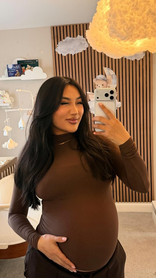 Instagram post by @xthuyle for Love To Dream. Caption reads: [...] the perfect swaddles for baby boy!....