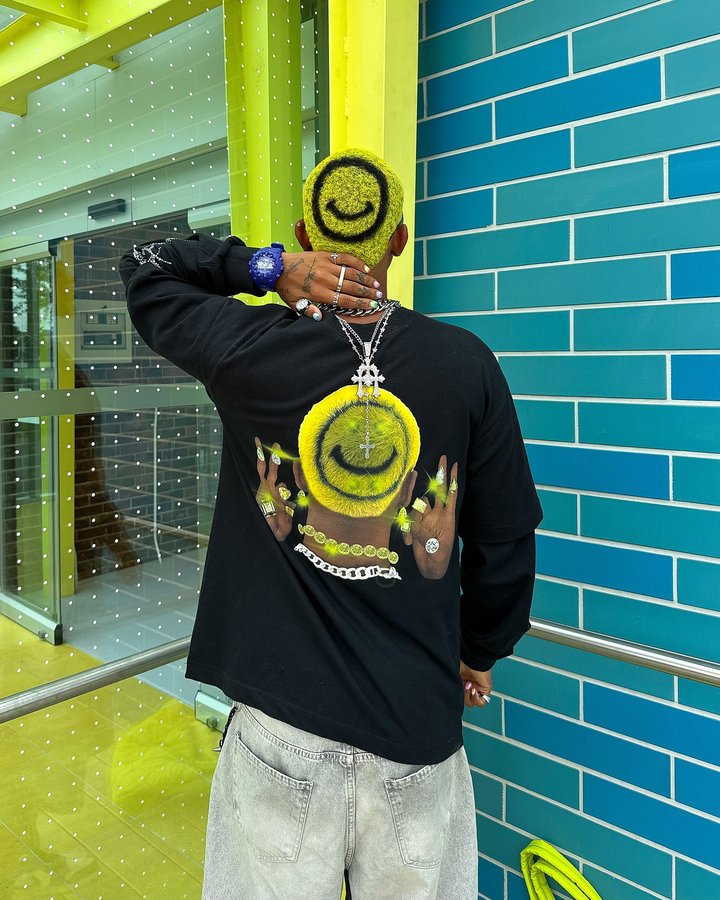 Instagram post by @_caribbean_papi_ for G-SHOCK. Caption reads: I make time look good ⌚️🥵

@gshock_us #gshock_us....