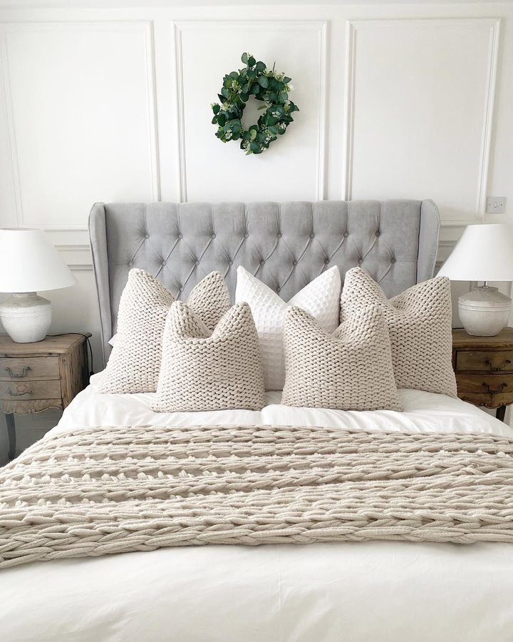 Instagram post by @homewithkat_ for Arista Living. Caption reads: Sunday mornings 🍃 the best Sunday feeling for me....