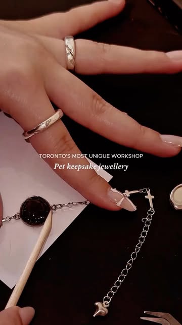Instagram post by @jen.trt for Fun Things Toronto. Caption reads: A special workshop that turns memories with your....