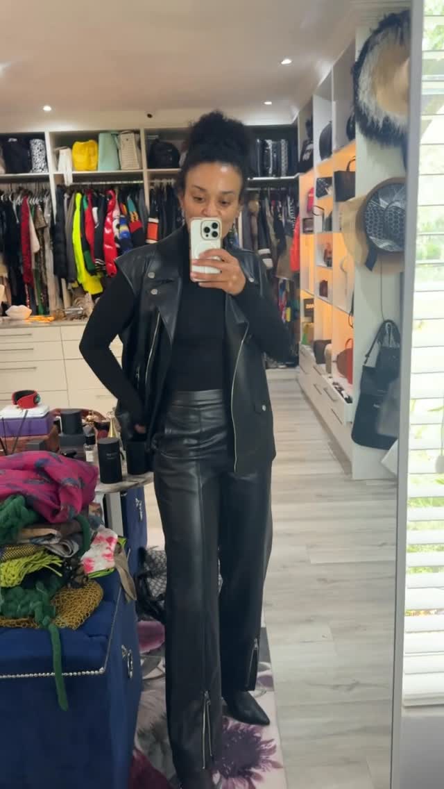 Instagram post by @pearlthusi for KARL LAGERFELD. Caption reads: KARL LAGERFELD !!!!!
@karllagerfeld....