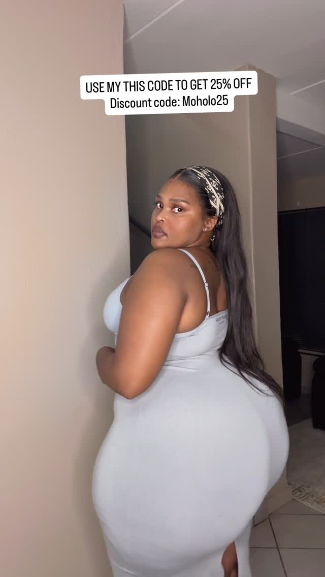 Instagram post by @seipati_moholo for Sculpt Touch. Caption reads: ‼️DISCOUNT CODE:Moholo25‼️

📣Grab your SCULPT....