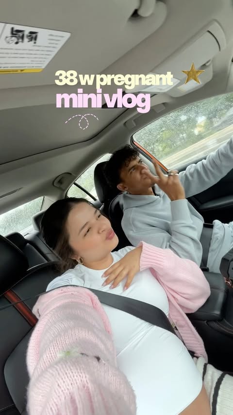 Instagram post by @____sheshe___ for Smoothie King. Caption reads: mini vlog 🫶🏻💖🧸🥤🫶🏻 @smoothieking....