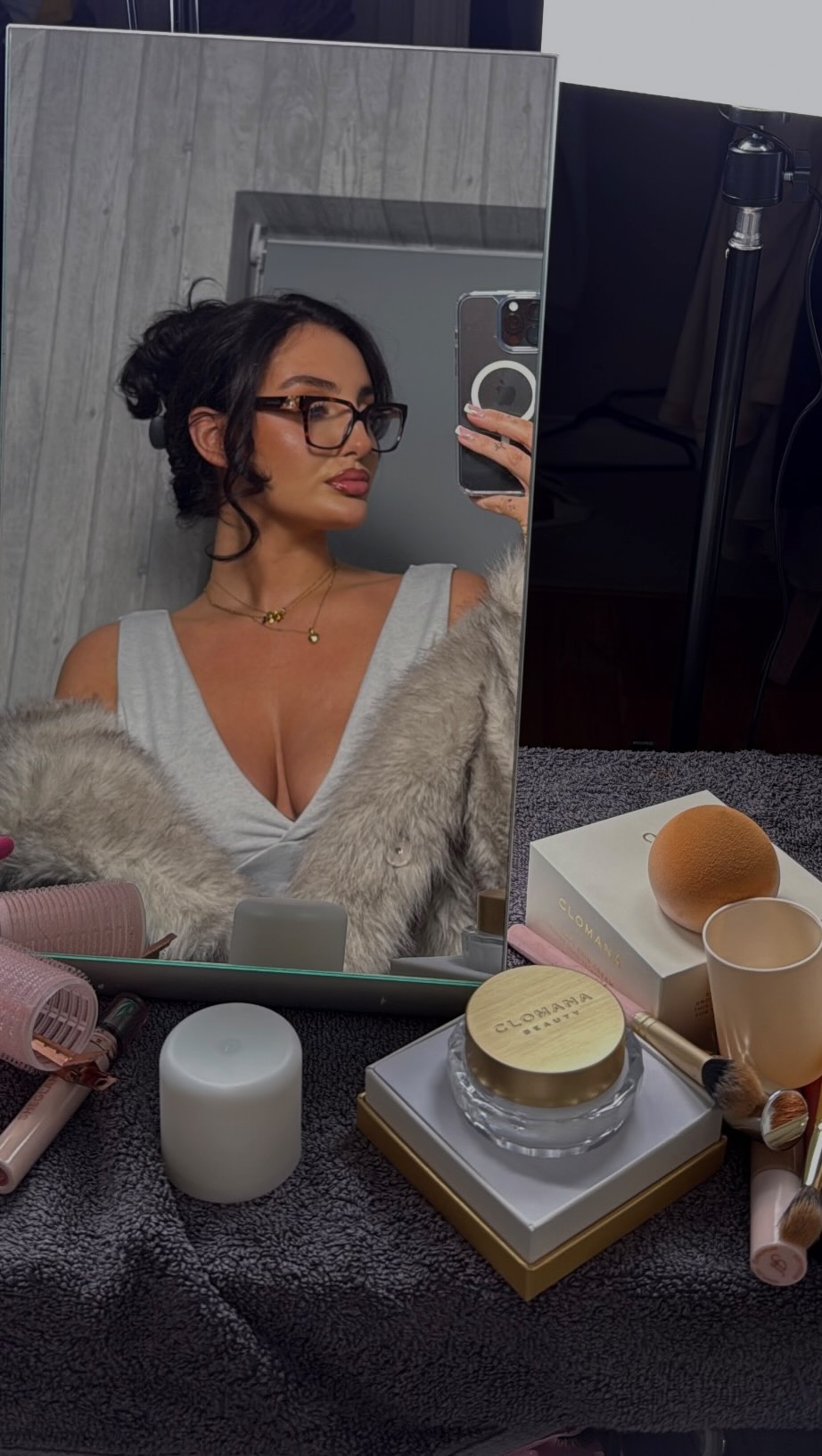 Instagram post by @_glambygabriella for HNB Cosmetics. Caption reads: PRODUCTS LISTED 🎨👩🏻‍🎨
.
@kiehlsuki ultra....