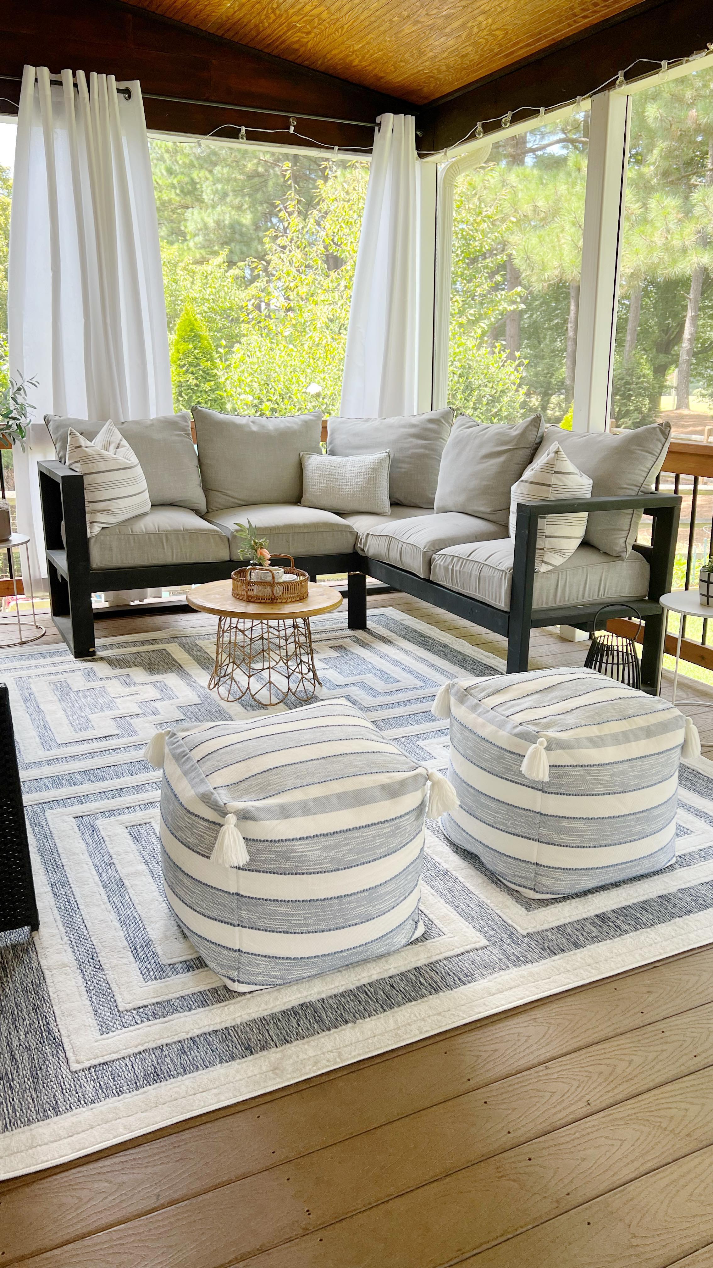 Instagram post by @jenntaylordesigns for Boutique Rugs. Caption reads: [...] with the “Yves Blue Outdoor Rug” by....
