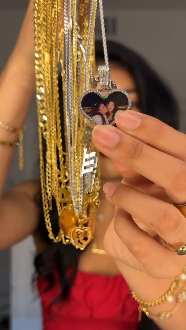 Instagram post by @jaz.is.so.fab for Dorado. Caption reads: [...] FINALLY get some GOOD Jewelry from....