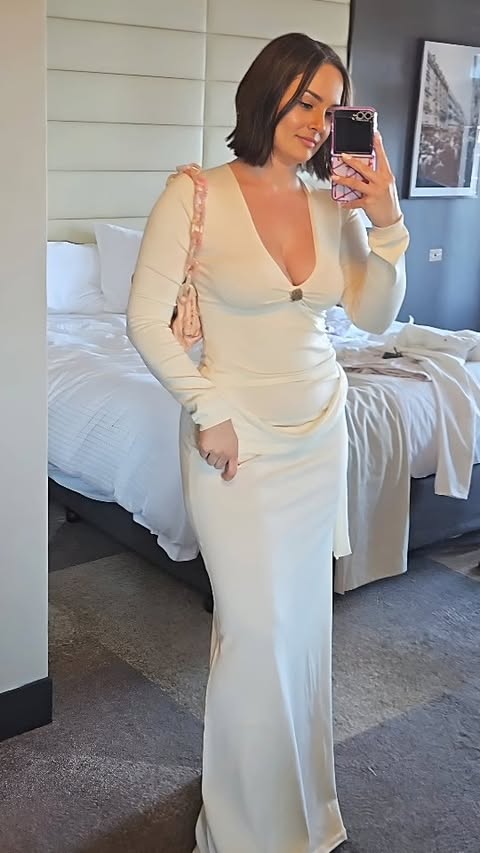 Instagram post by @chloemorello for PayPal. Caption reads: GRWM for PayPal Melbourne Fashion Festival! I’m in....