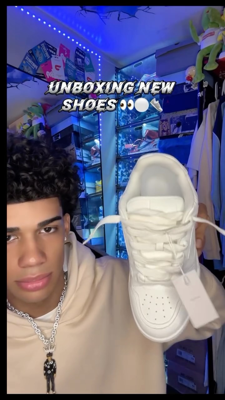 Instagram post by @onlyfamousbrian for CONZURI. Caption reads: @conzuri 🔥🔥

 #explore #onlyfamousbrian #shoes....