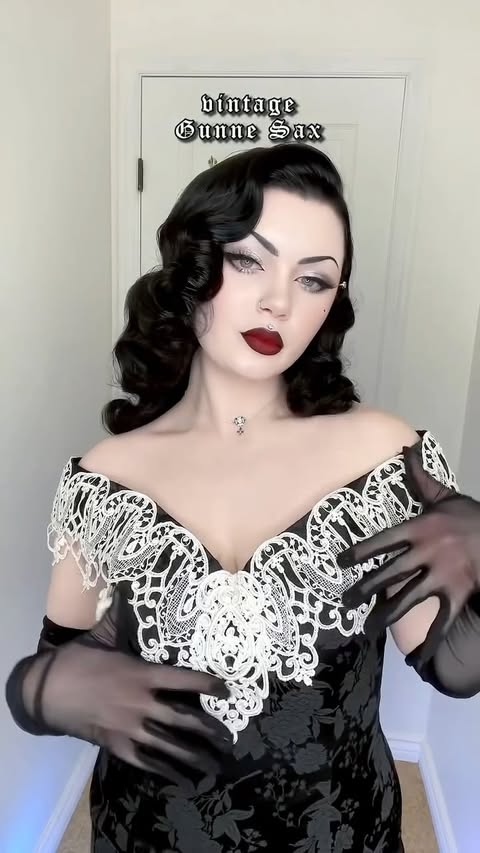 Instagram post by @vocallyshook for JessaKae. Caption reads: [...] corset belt) __ 🥀@jessakae • Kelly Midi....