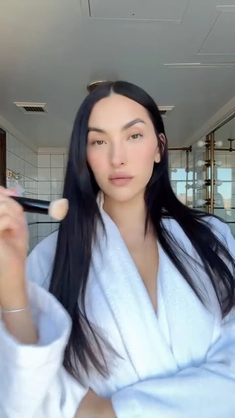 Instagram post by @_yumi_nu for Augustinus Bader. Caption reads: Lord knows I need this right now…....