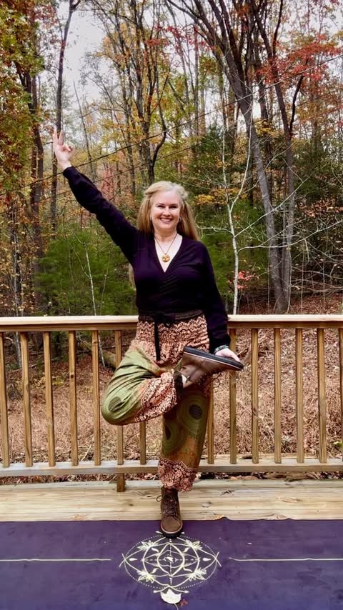 Instagram post by @yogathroughmenopause for Boho Pants. Caption reads: [...] 

I’m wearing @bohopants 
@harm.