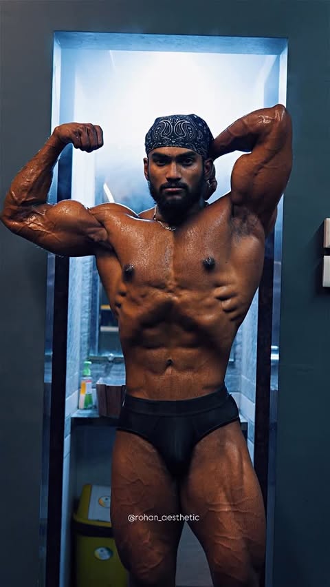 Instagram post by @rohan_aesthetic for Avvatar Sports Nutrition. Caption reads: सगळ्यांचे चेहरे लक्षात आहेत ✌🏼 Better recovery....