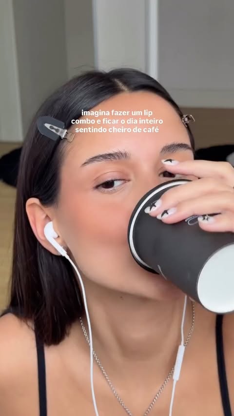 Instagram post by @kairuza for Creamy Skincare. Caption reads: o lip combo pfto: qualquer lapis + lip balm chai....