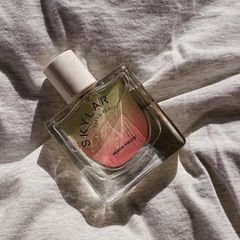 Instagram post by an influencer for Skylar. Caption reads: #Skylargiftedme @skylar @sephora This [...].