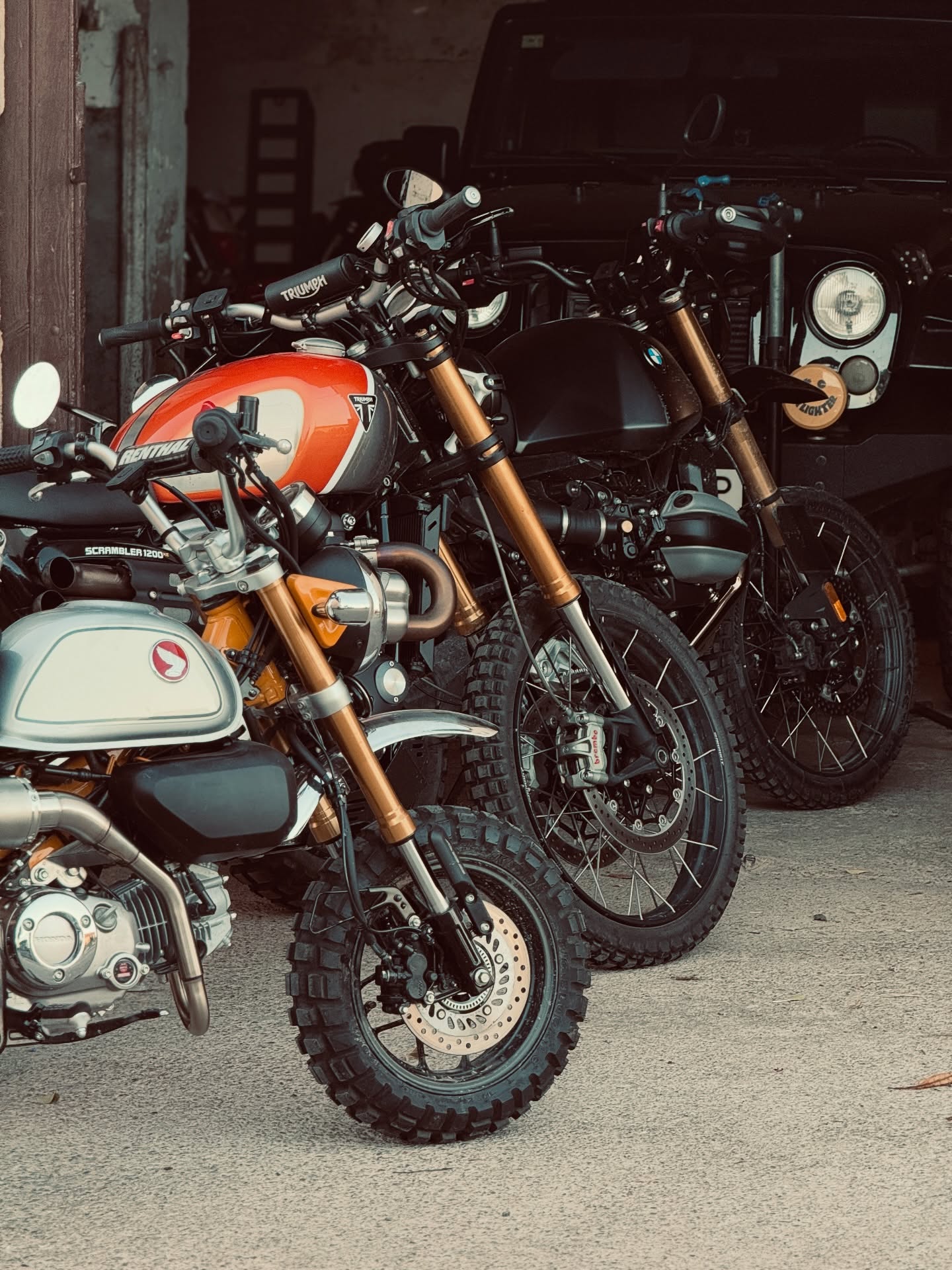 Instagram post by @lp_72 for Peak Design. Caption reads: My little space.

Surrounding yourself with things....