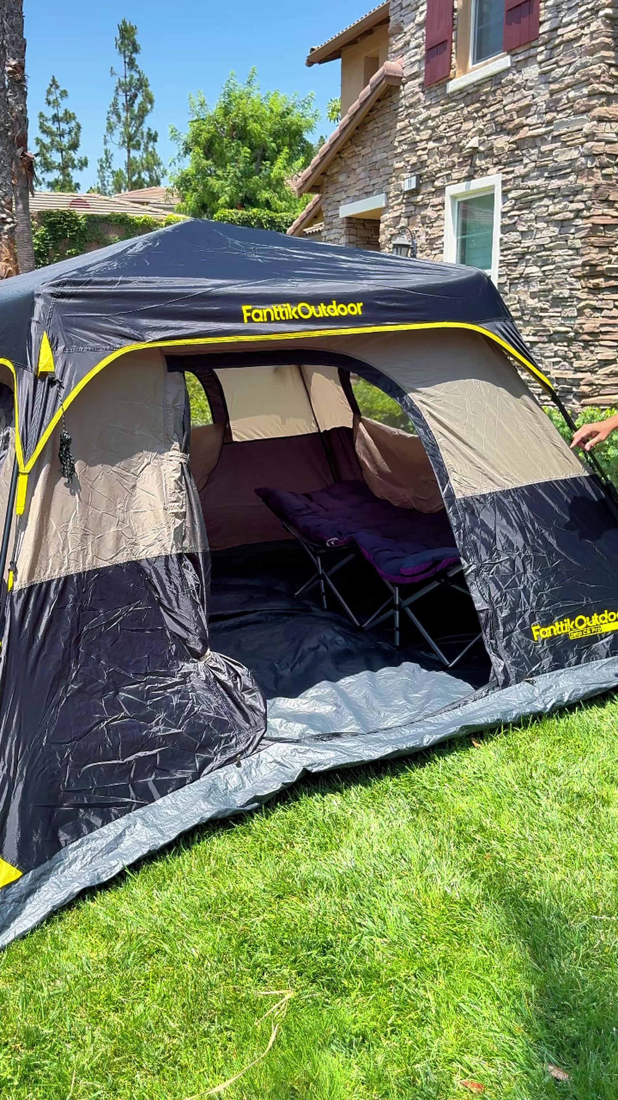 TikTok post by @nanolotiene for Fanttik. Caption reads: [...] #campinglife #campinghacks @Fanttik.