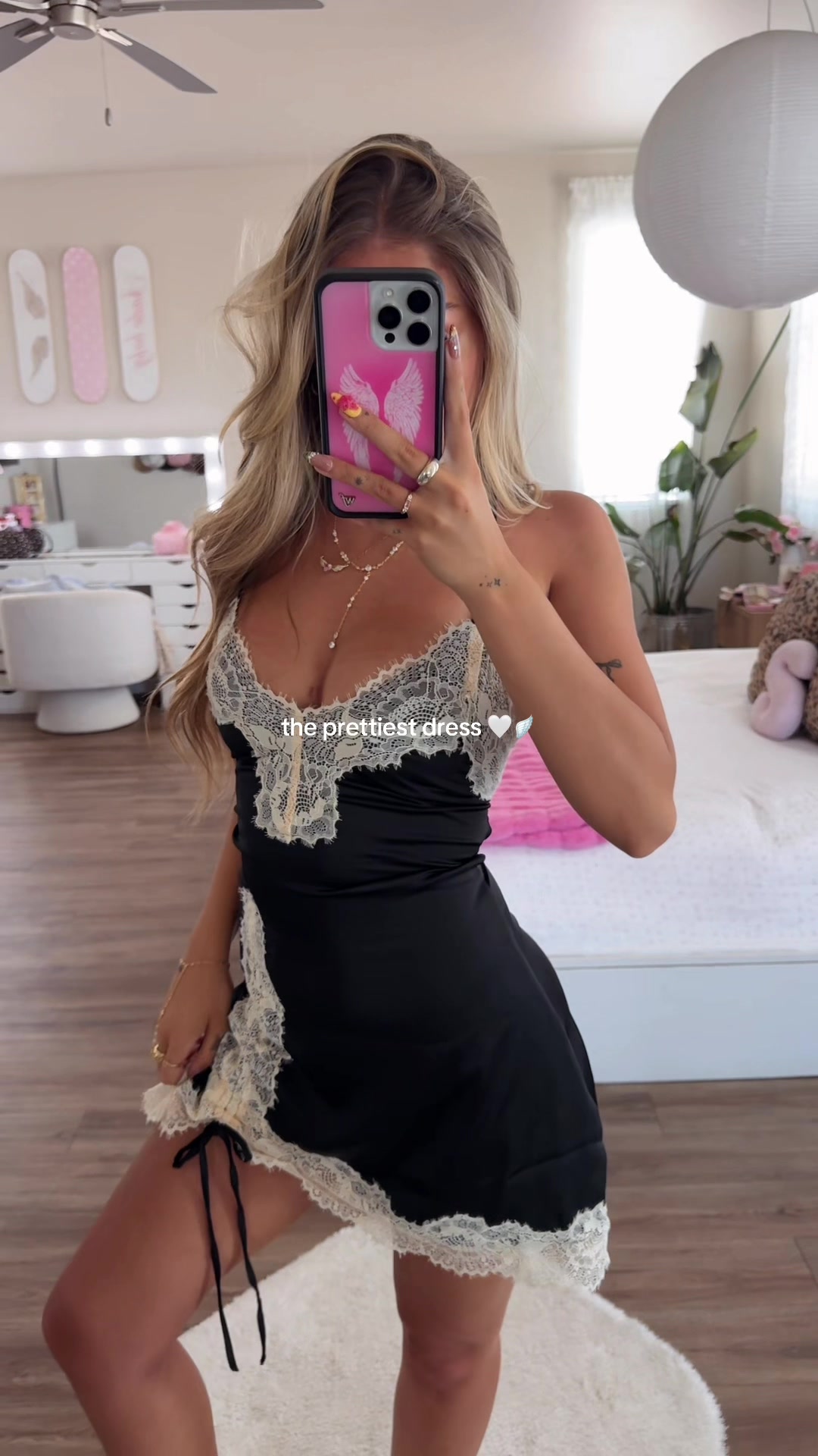 TikTok post by an influencer for Windsor. Caption reads: @windsorstore 💗 #dress #windsor [...].