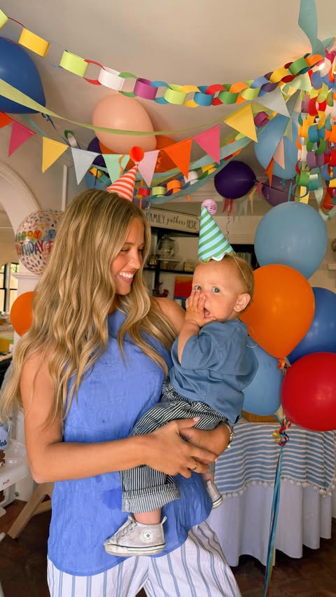Instagram post by @kbelllbeauty for Minted. Caption reads: [...] for a child is next level!! Thank you....