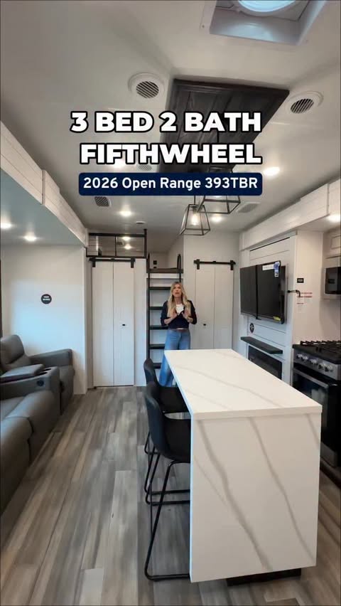 Instagram post by @trishsuhr for Camping World. Caption reads: glamping at its finest 😍

🚐 2026 Highland Ridge....