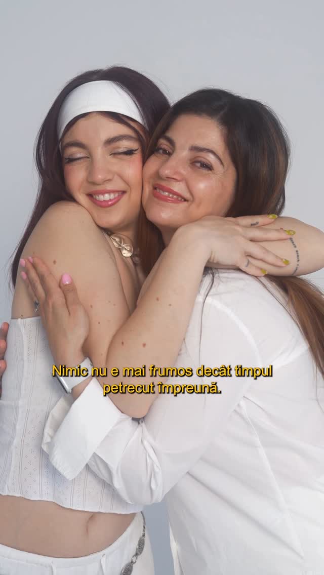 Instagram post by @lorevsn for Notino Romania. Caption reads: E timpul sa o rasfeti pe mama ta. De ziua ei,....