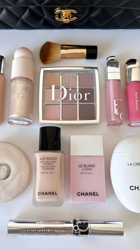 Instagram post by @ninnanatsvlishvili for Chicwish. Caption reads: Get ready with @chicwish 🫶🏻🌹.