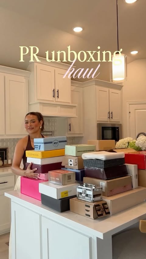 Instagram post by @mvrubi for L'OCCITANE en Provence. Caption reads: CLOSED* PR unboxing + GIVEAWAY time 📦💕💄....