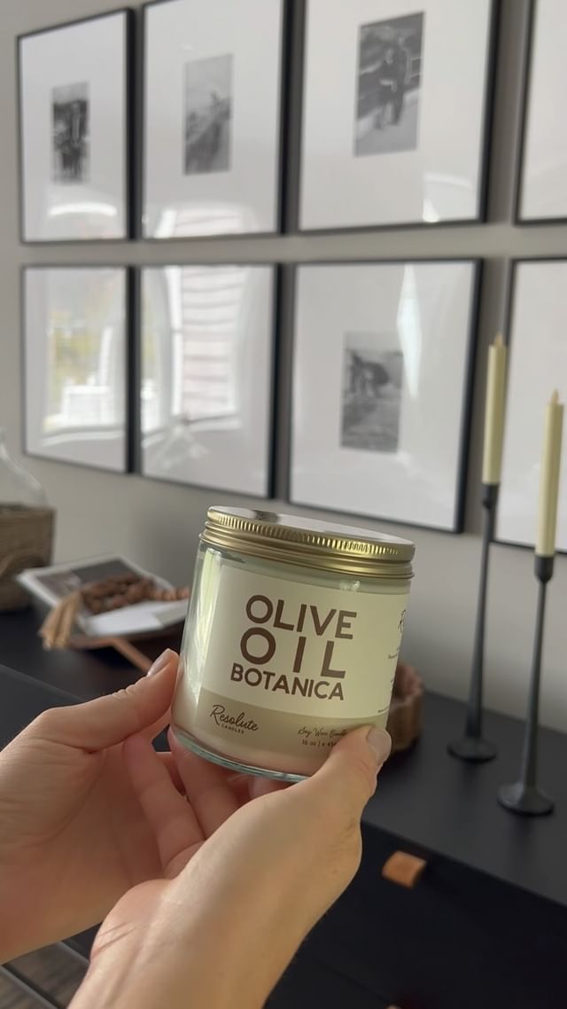 Instagram post by @ourhomeoncolonial for Vellabox. Caption reads: Unbox with me: this month’s @vellabox candle (it....