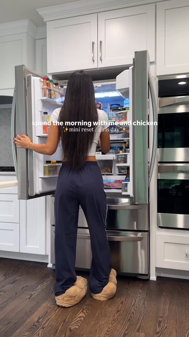 Instagram post by @marissamcnamara for Maev. Caption reads: [...] day 🥴😂 

//

ma and her @meetmaev code....