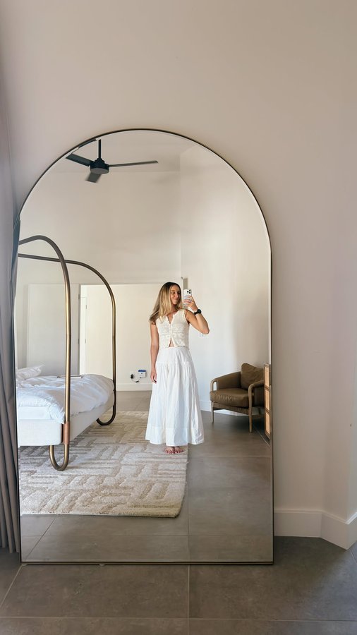 Instagram post by @lindzoutside for Thinx. Caption reads: #AD fun fact: even while I’m traveling, I have an....