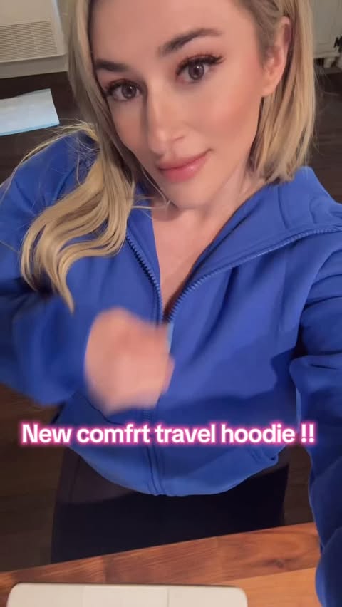 Instagram post by @taytay__31 for Comfrt. Caption reads: [...] in size small! Loving this color 💙 @comfrt....