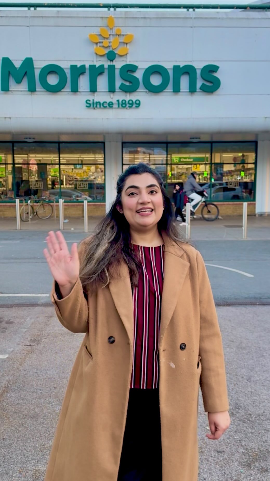 Instagram post by @kawish_shehwar for Morrisons. Caption reads: You guys need to visit @morrisons for your grocery....