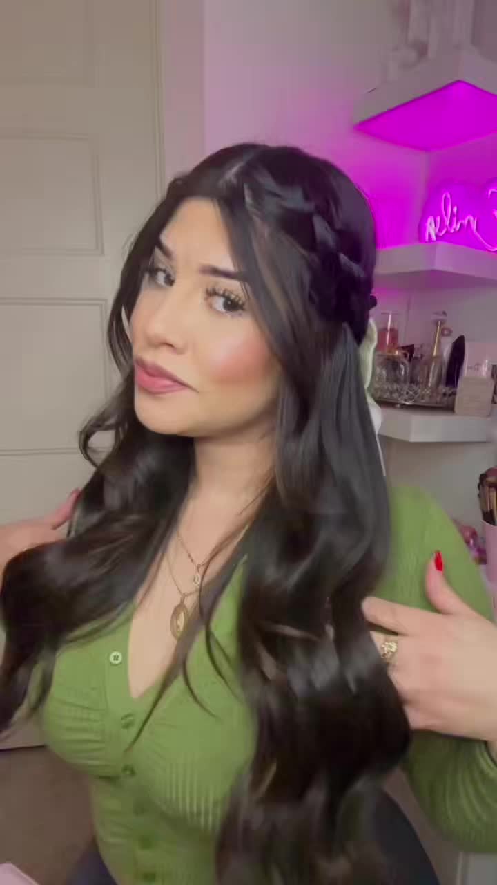 TikTok post by @itsemilyyy.b for FoxyBae Hair. Caption reads: [...] all time fav super styler pro+ from @FoxyBae....