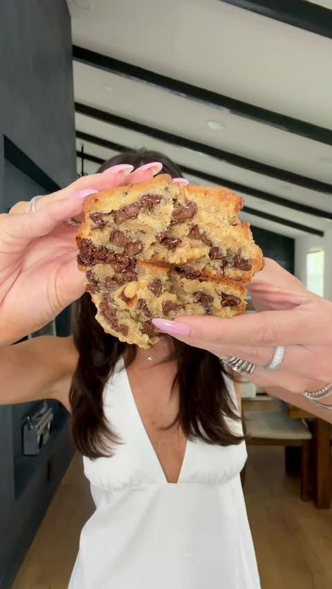 Instagram post by @kaybbbbbbbbb for DoorDash. Caption reads: [...] available for free delivery only on....