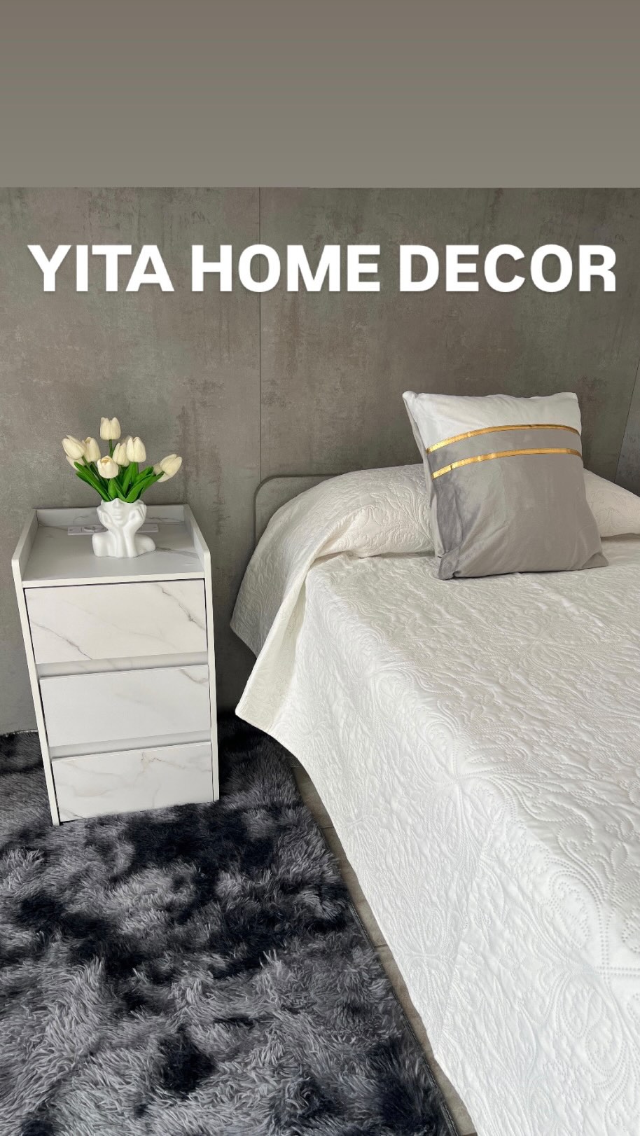 Instagram post by @alen_ona2017 for YITAHOME. Caption reads: Comodino con Stazione di Ricarica é stato....
