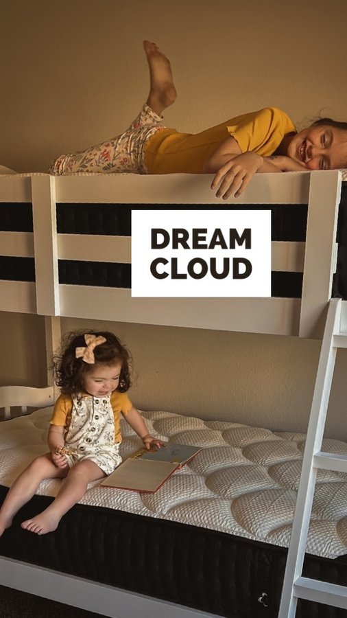 Instagram post by @thaniacantarelli for DreamCloud Sleep. Caption reads: [...] quality of sleep 🌙 😴✨ and with....