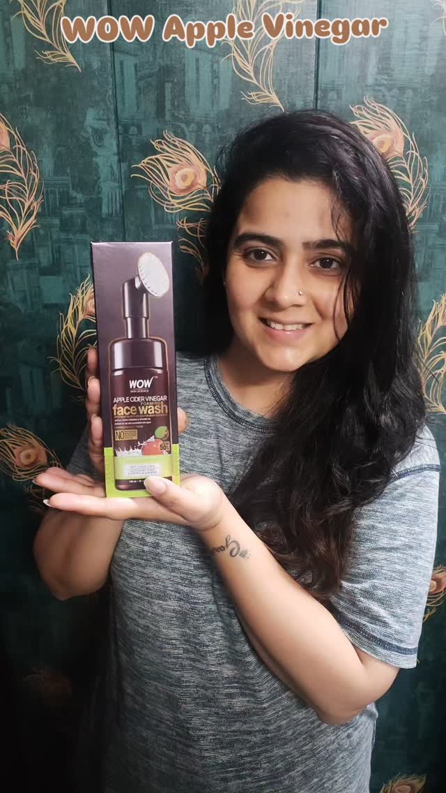 Instagram post by @priyankasrivastava02 for WOW Skin Science India. Caption reads: #ad #collab
Built-in brush. Foaming formula. Apple....