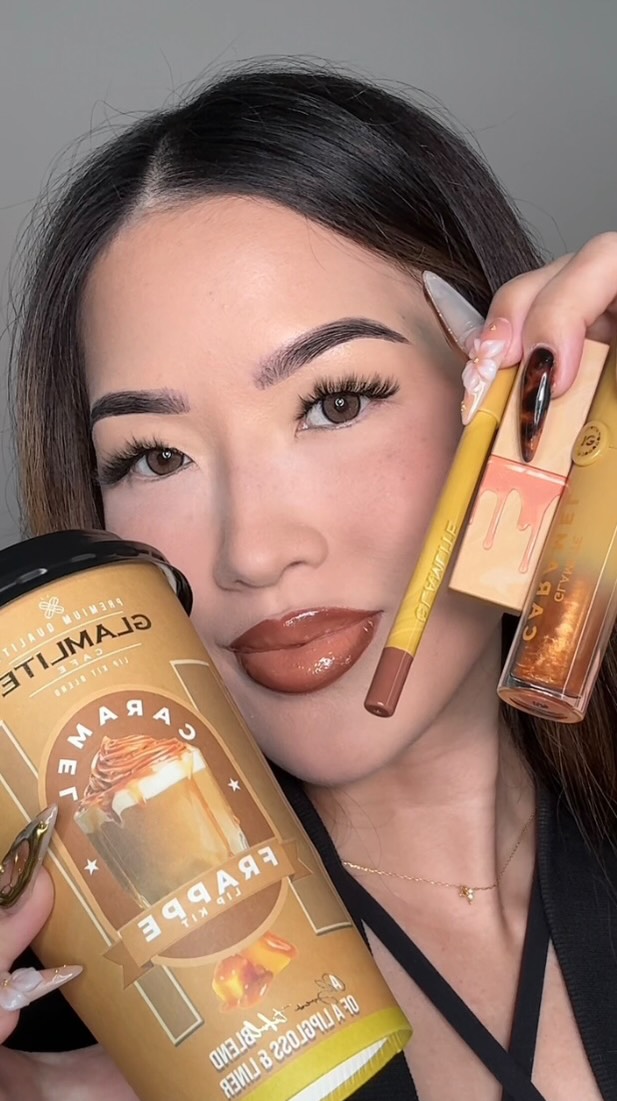 Instagram post by @mangomoniica for Glamlite. Caption reads: Trying the new @glamlite caramel frappe lip kit....